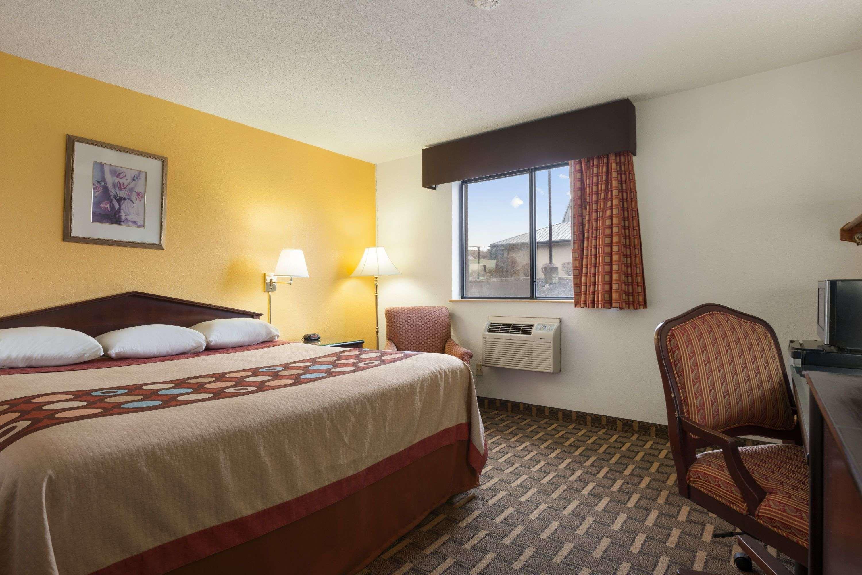 Brookville Inn Hotel 3*